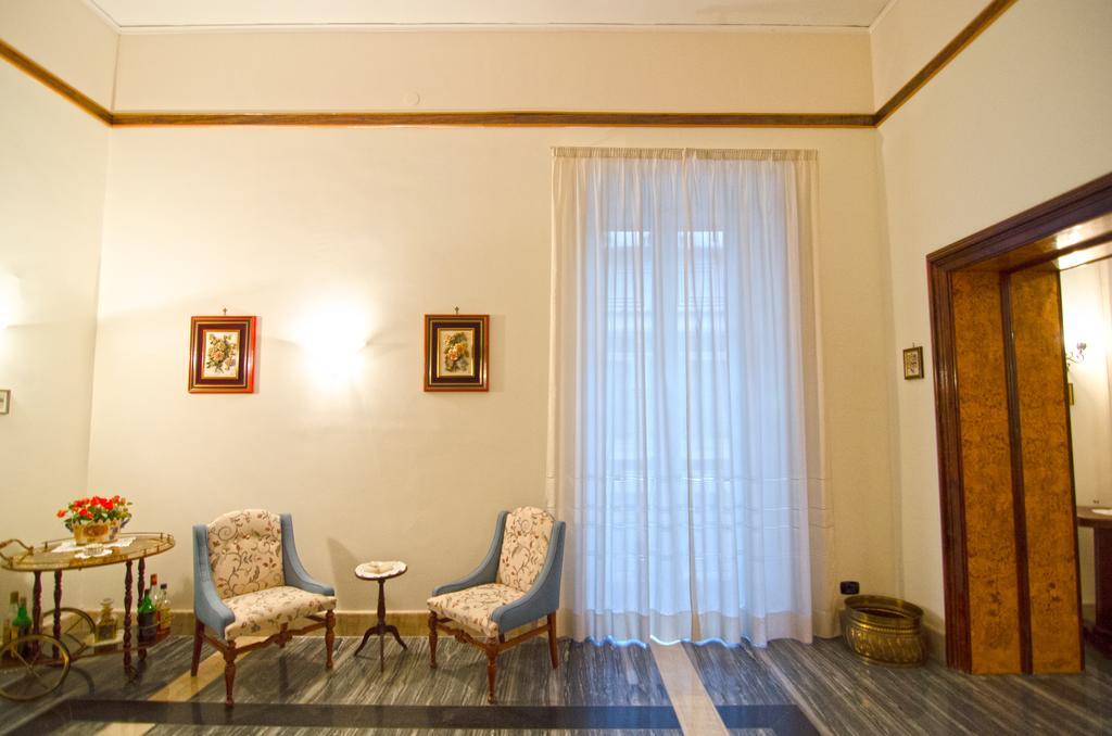 Suite Palazzo Reale Apartment Napoli Eksteriør billede